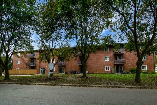 Photo - Cartier Road Apartments