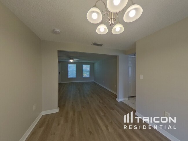 Photo - 6521 Bonnie Bay Cir N