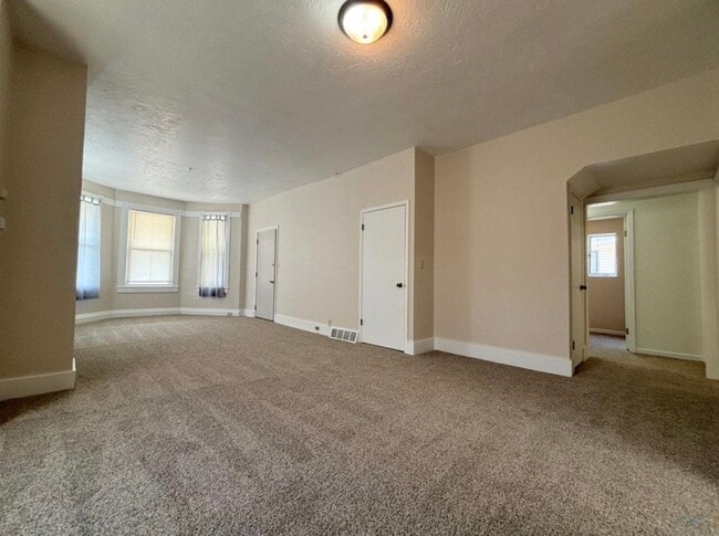 3427 Garretson Ave Unidad 1