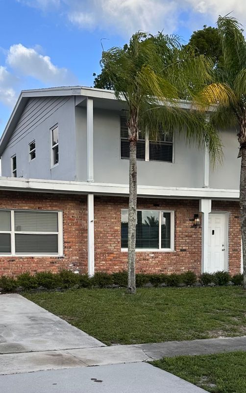 Photo - 1134 Woodbine Rd