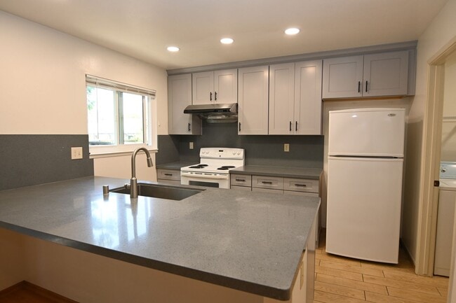 Photo - 1355 Sage Hen Way