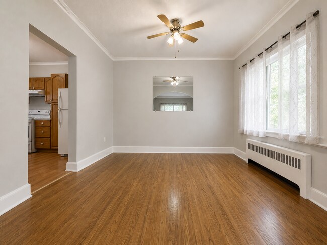 Photo - 257 Niagara St