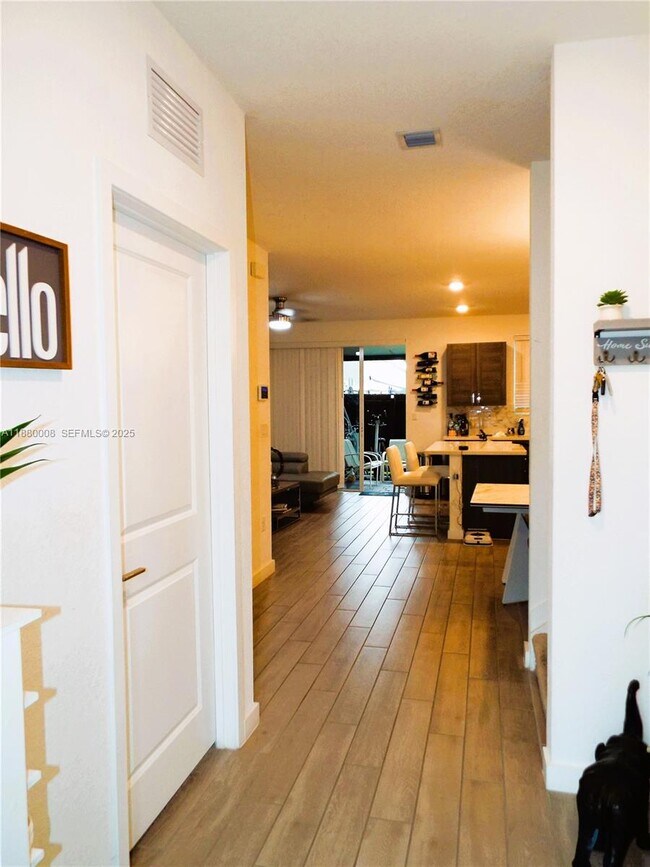 Photo - 2363 SE 11th St