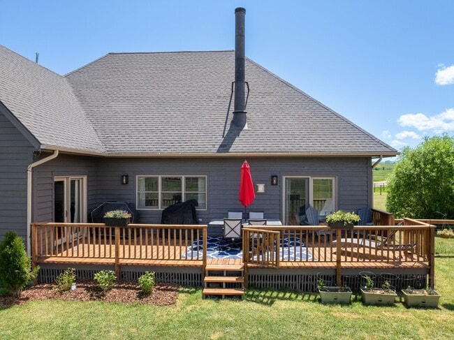 Photo - 92 Ashley Dr