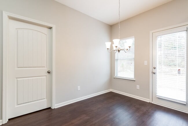 Photo - 3375 Ivey Ridge Rd NE