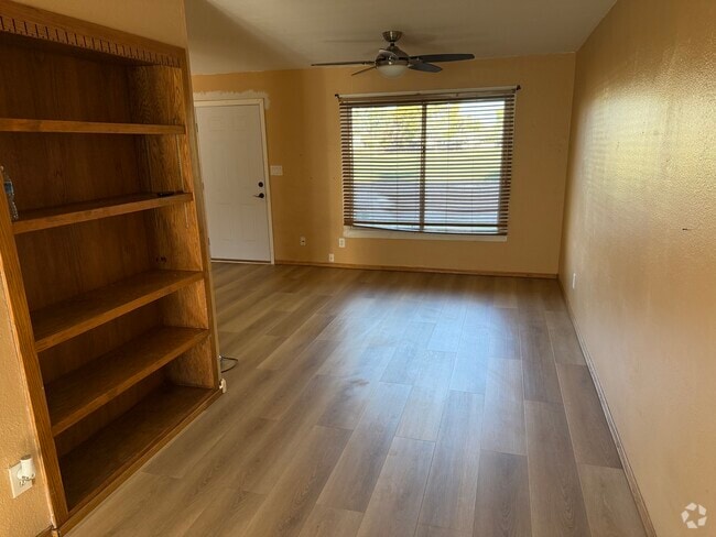 Building Photo - 6618 S McAllister Ave Rental
