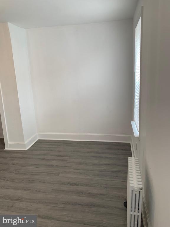 Photo - 2873 Chatham St