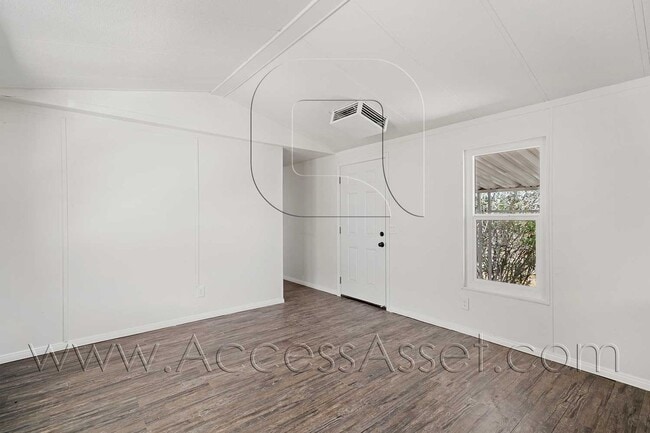 Photo - 39975 San Ignacio Rd Unidad B