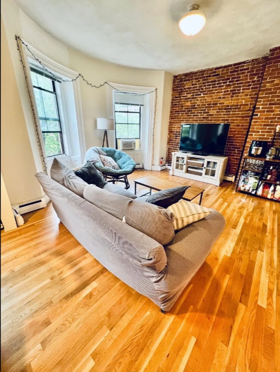 Photo - 23 Worcester Sq Unit 3