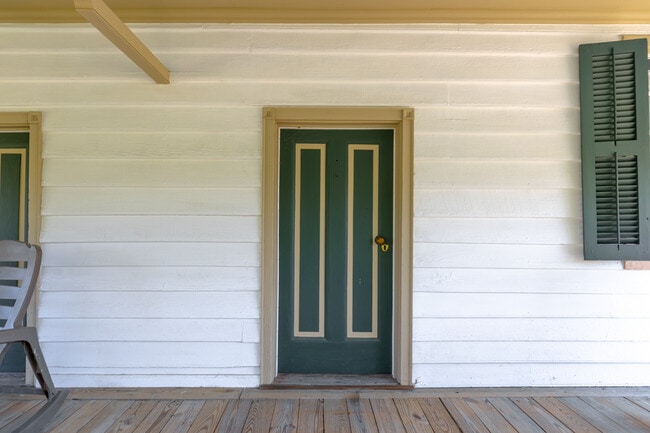 Photo - 11826 Colonial Trail W