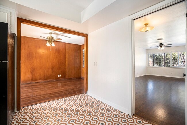 Photo - 6325 Rowan Ln