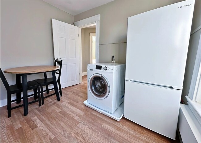 Photo - 155 Spruce St Unit 3