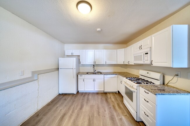 Photo - 1002 E Rio Grande St