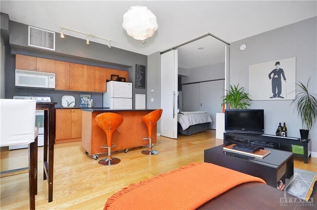 Photo - 179 George St