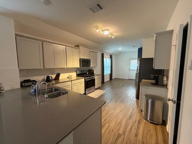 Photo - 204 Longbridge Dr
