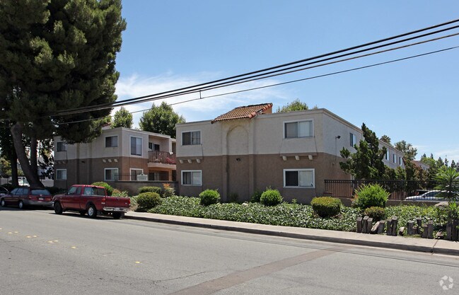 Lexington Gardens Apartments - Lexington Gardens Apartments