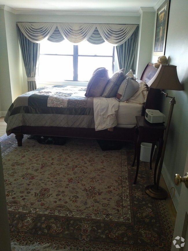 Building Photo - 6 Whittier Pl Unit 14J Rental