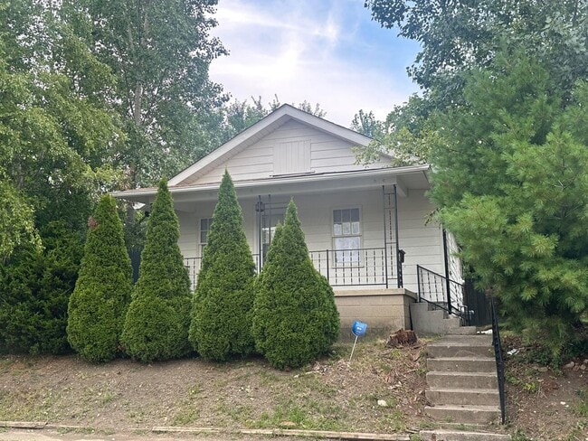 Building Photo - 378 S Wheatland Ave Rental