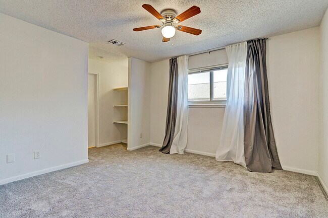 Photo - 13948 Hollowgreen Dr