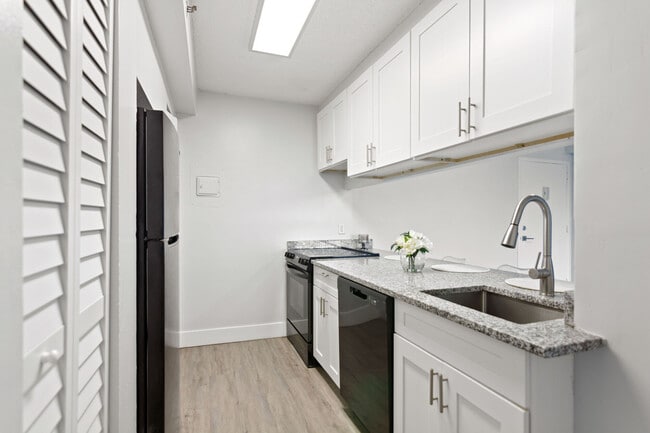 Photo - Forest Place