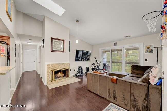 Photo - 306 Bromley Pl Unit 306