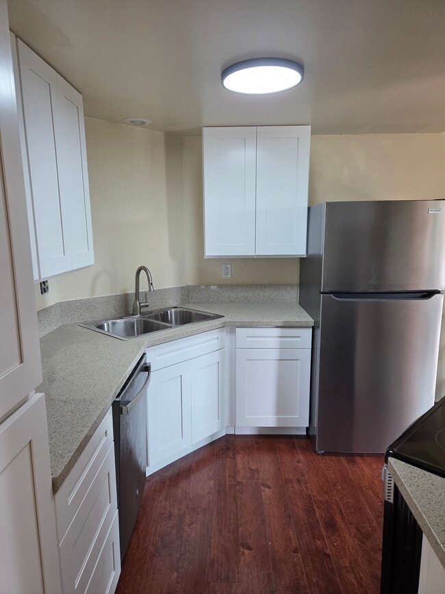 Building Photo - 1809 Cambridge Ave Unit 1809 Rental