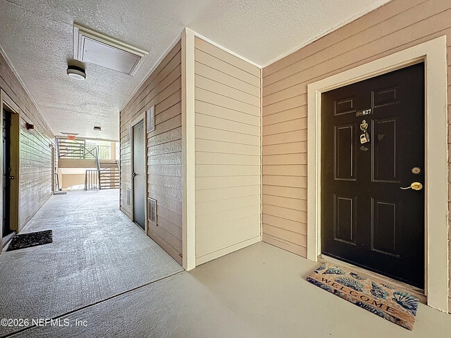 Photo - 13810 Sutton Park Dr N Unidad 827