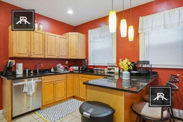 Building Photo - 4 bedroom in Boston MA 02120 Unit 3 Rental