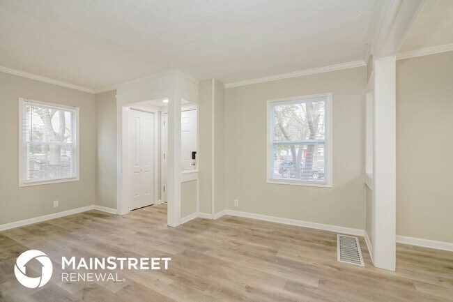 Photo - 1141 N Rochester Ave