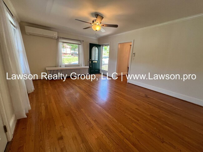 Photo - Charming Two Bedroom Cottage in Wasena