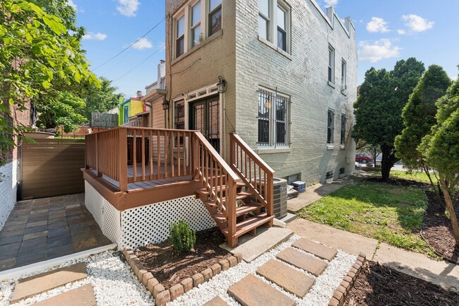 Photo - 2911 Sherman Ave NW