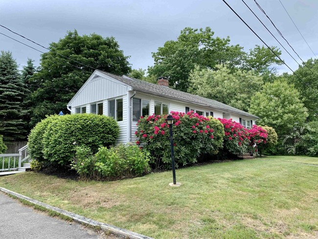Photo - 18 Baker Ave