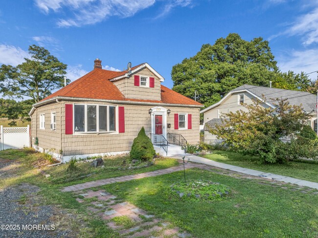 Photo - 177 Creek Rd