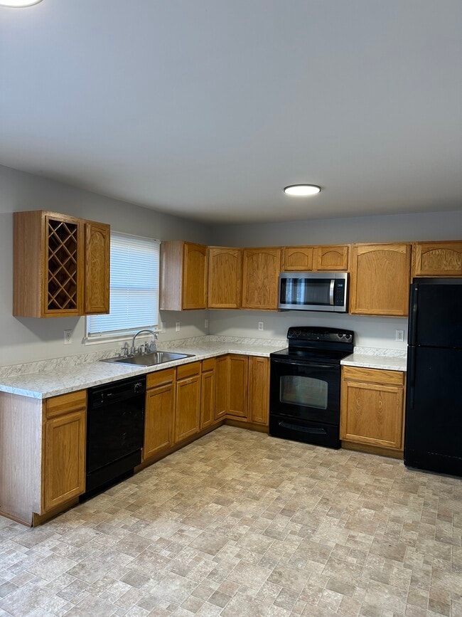 Photo - 138 Harvard Rd