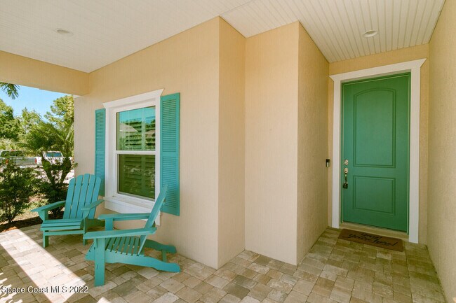 Photo - 1398 Tullagee Ave
