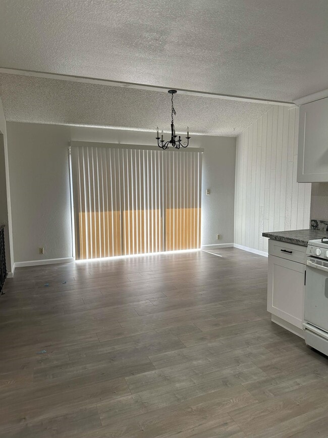 Photo - 1305 Oak Terrace Ct Unit 1