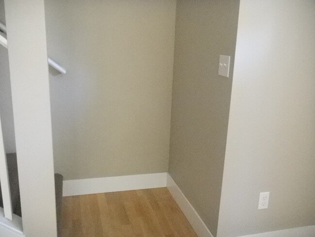 Photo - 5 Bedroom Duplex in University Area