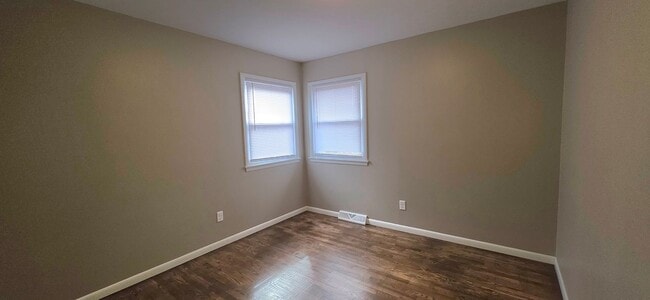 Photo - 3 Bedrooms 2 Baths! South Springfield!  $1250  BBBBBBeautiful!!!