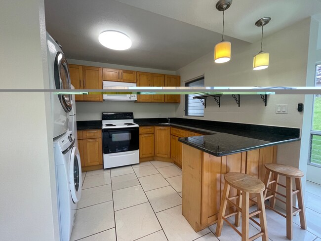 Building Photo - 47-420 Hui Iwa St Unit Kahaluu Gardens