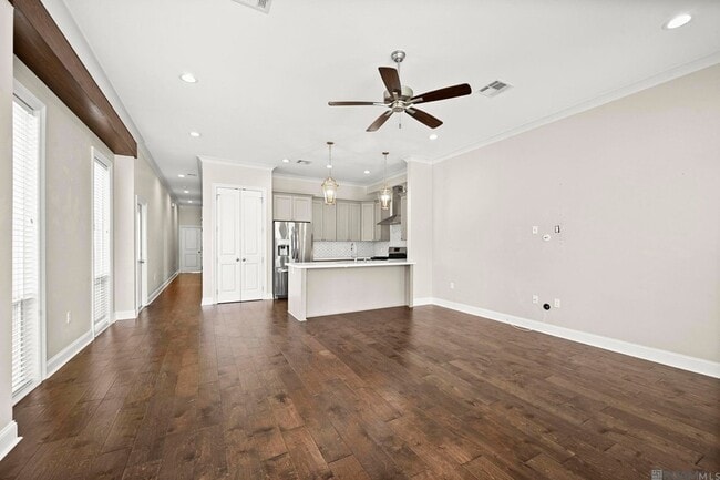 Photo - 2517 Cork St