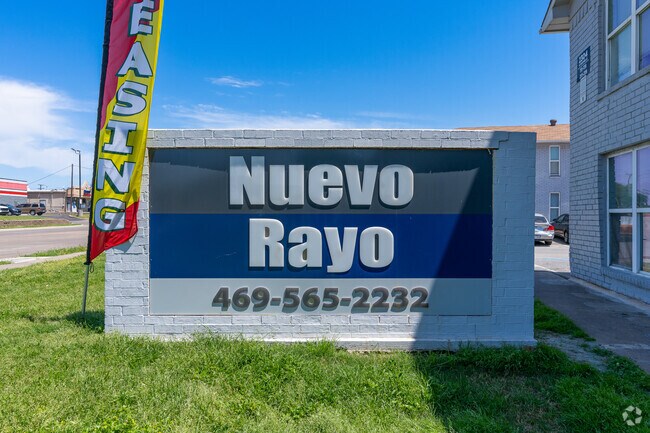 Building Photo - Neuvo Rayo Rental