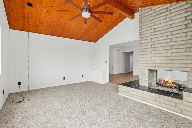 Photo - 8629 Stanwell St