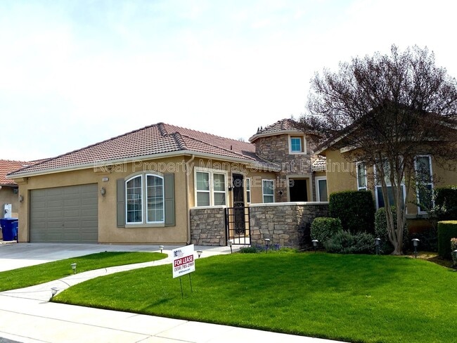 Photo - 5801 W Chennault Ave