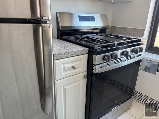 Photo - GRAND CONCOURSE Unit 10J