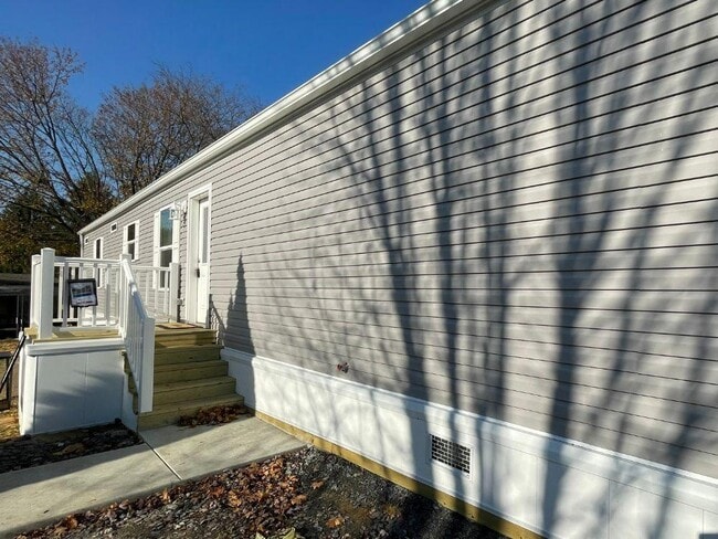 Building Photo - 8740 Breinig Run Cir