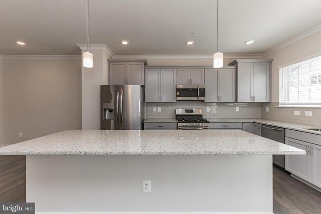 Photo - 8039 Blue Stream Dr