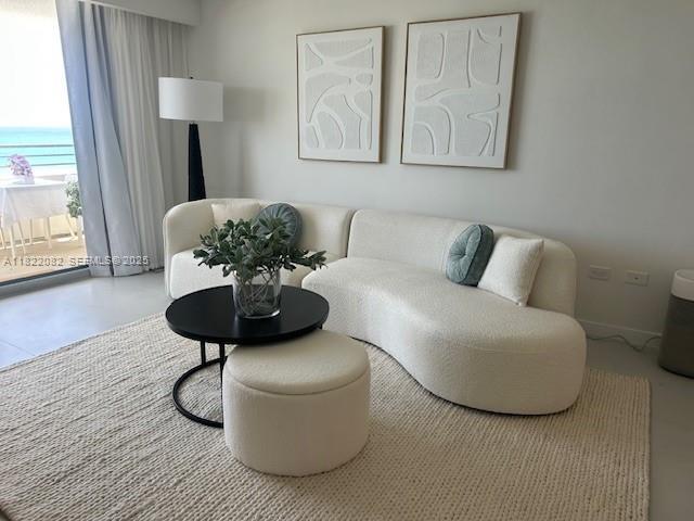 Photo - 5555 Collins Ave Unit 6L