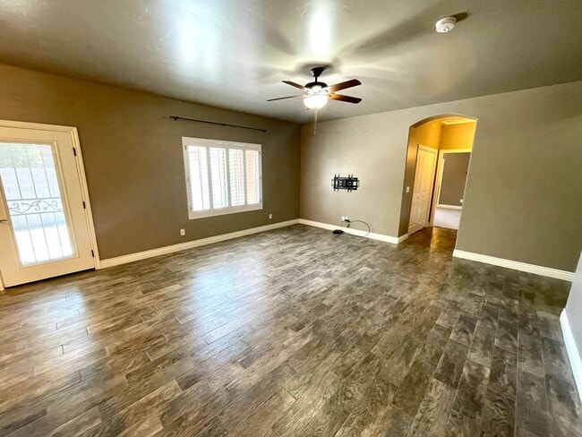 Photo - Beautiful 3 Bedroom Home in Central Kingman!