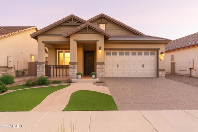 22433 E Cattle Dr