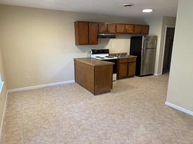 Photo - 103 Issac Dr Unit 103 A Issac Drive